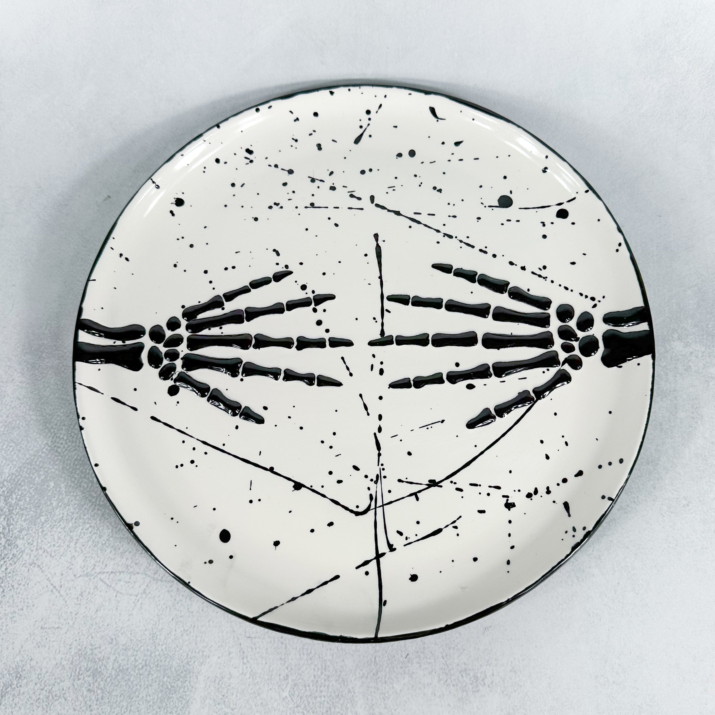 Skeleton Plate