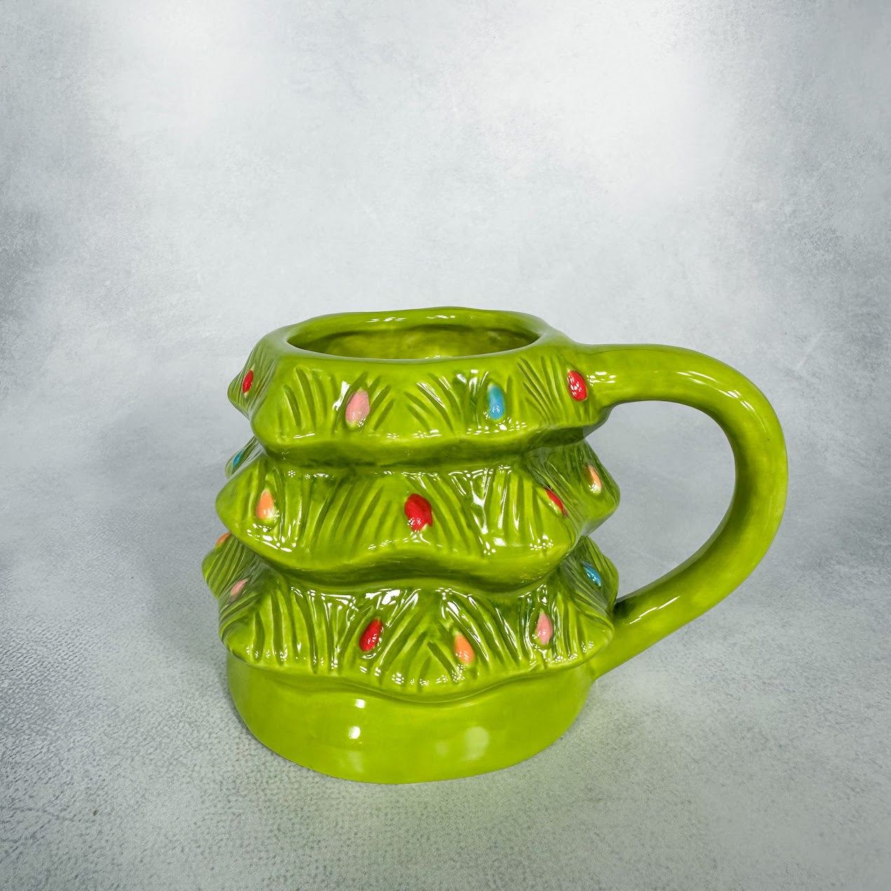 Vintage Christmas Tree Mug