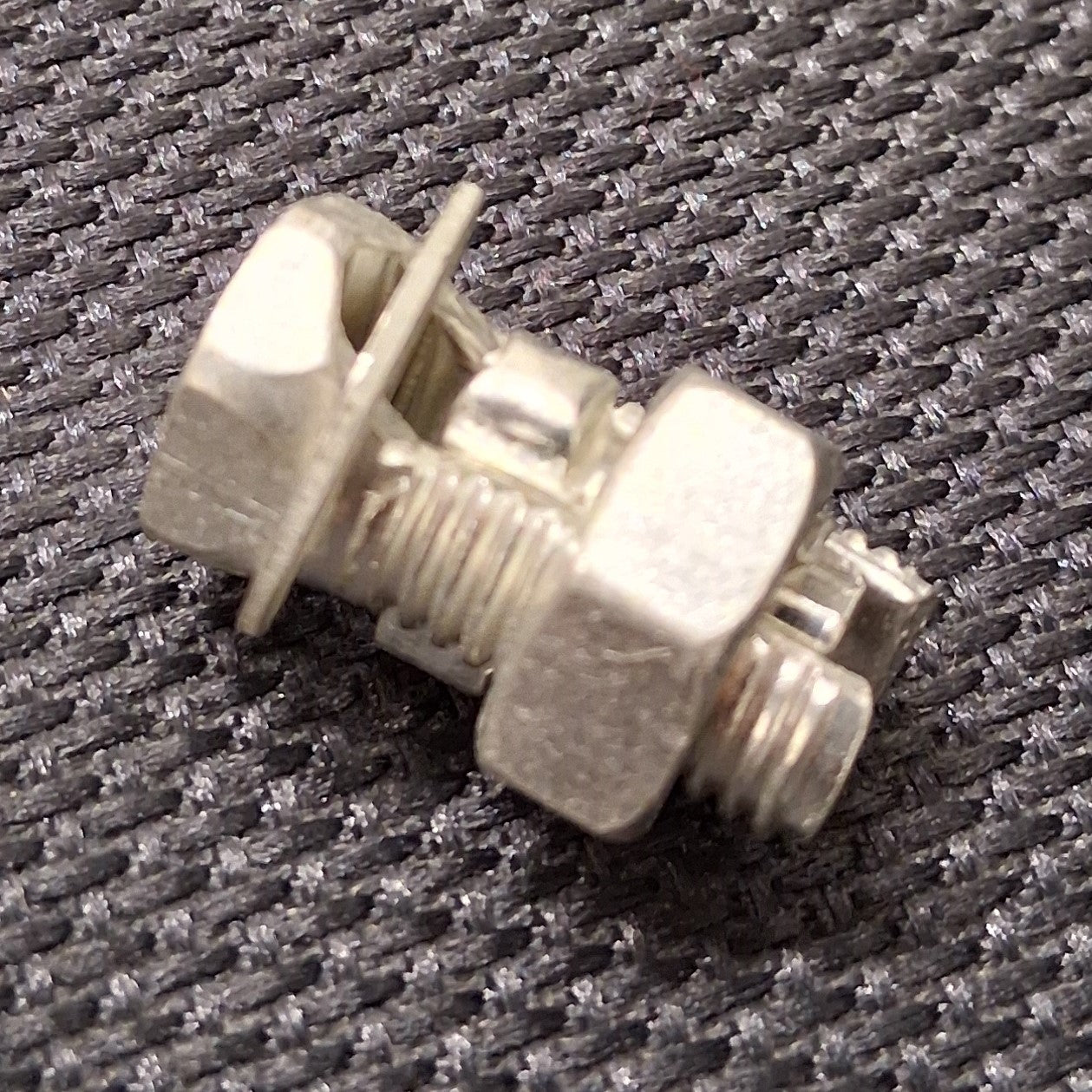Element Connector – Universal Screw
