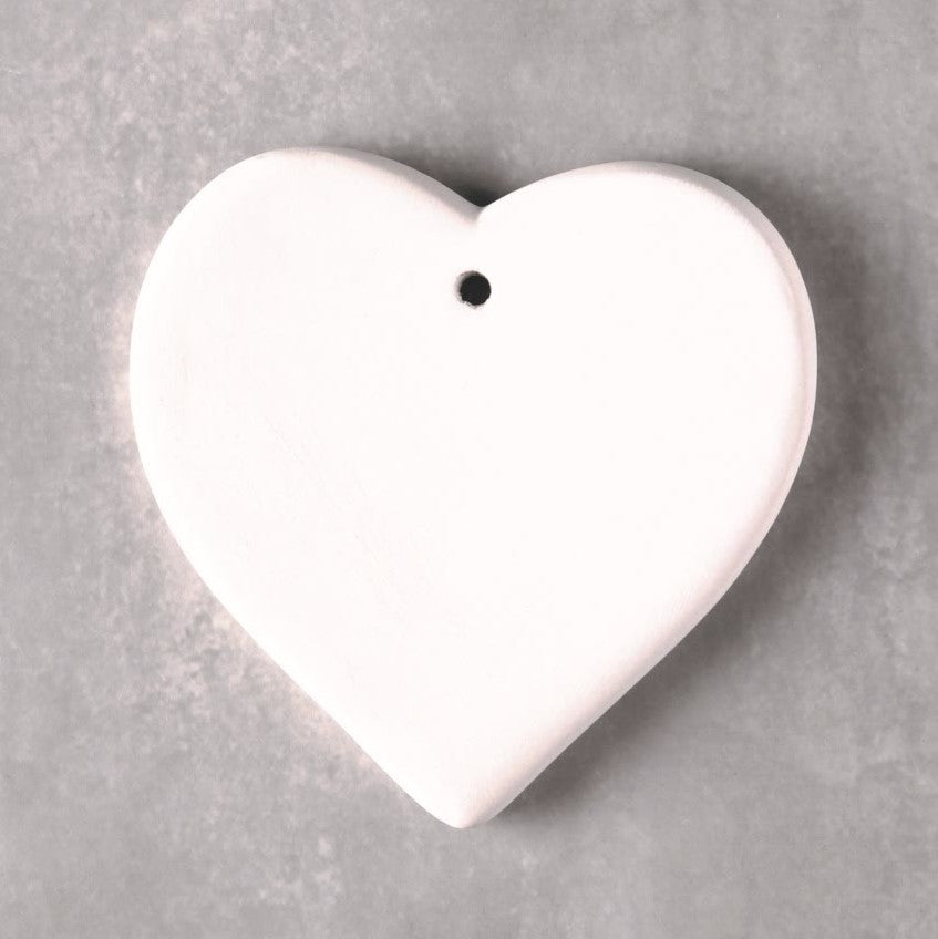 DB31516 Heart Ornament